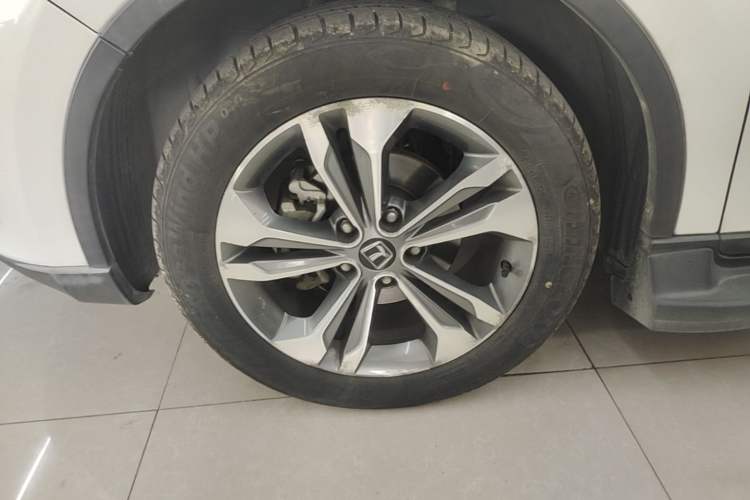 Used Luxgen U6 SUV 2015 1.8T ZhiZun Model Left Front Wheel Hub
