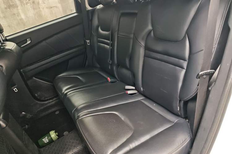 Used Luxgen U6 SUV 2015 1.8T Fashion Edition Left Rear Seat