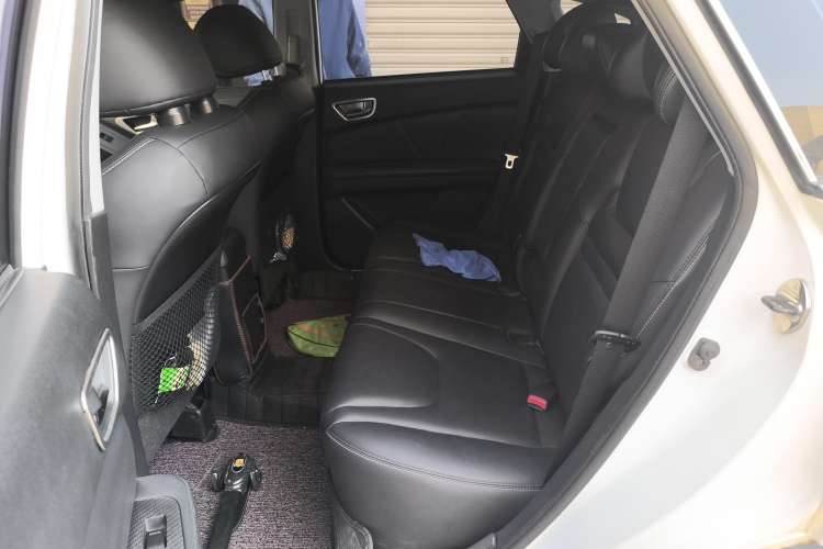 Used Luxgen U6 SUV 2015 1.8T New Innovation Upgrade Left Rear Seat