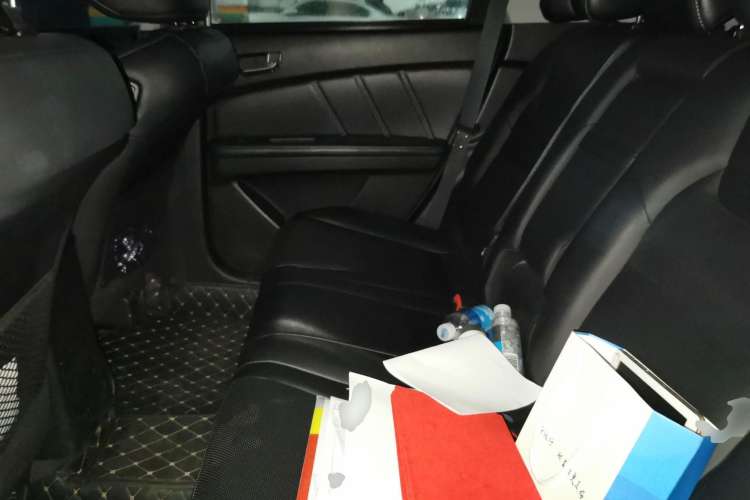 Used Luxgen U6 SUV 2015 1.8T New Innovation Upgrade Left Rear Seat