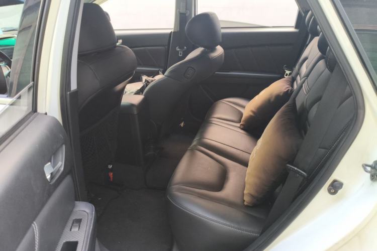 Used Luxgen U6 SUV 2015 1.8T Fashion Edition Left Rear Seat