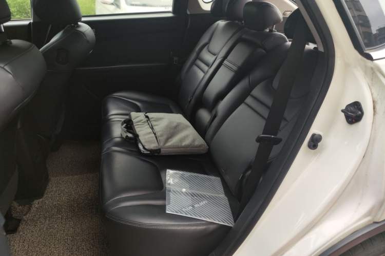 Used Luxgen U6 SUV 2015 1.8T Fashion Edition Left Rear Seat