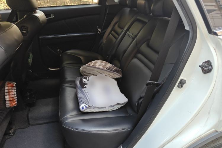 Used Luxgen U6 SUV 2015 1.8T Enhanced Charm Edition Left Rear Seat