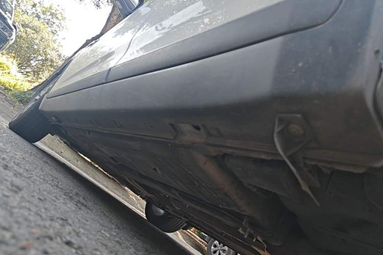 Used Luxgen U6 SUV 2015 1.8T Fashion Edition Left Side Sill
