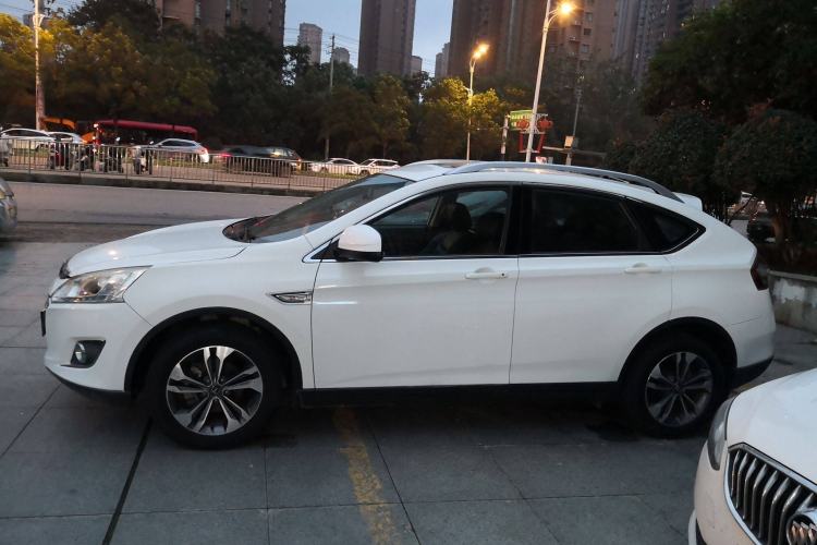 Used Luxgen U6 SUV 2015 1.8T Fashion Edition Left Side