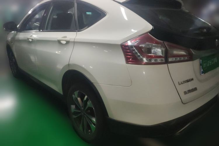 Used Luxgen U6 SUV 2015 1.8T Fashion Edition Rear Left 45 Deg