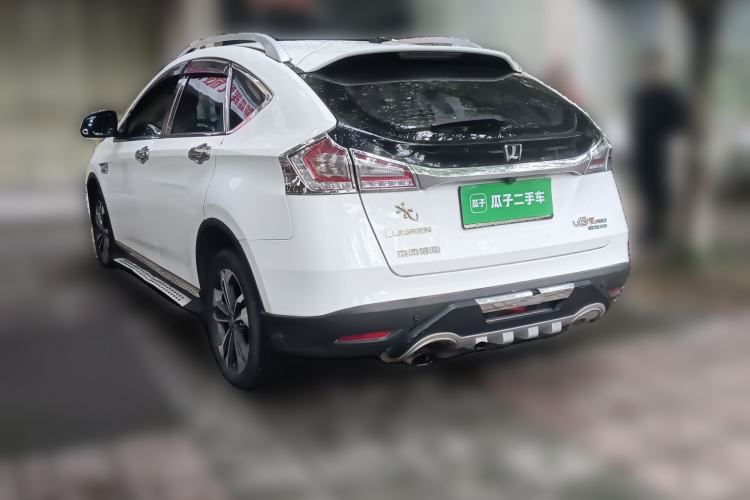 Used Luxgen U6 SUV 2015 1.8T Fashion Edition Rear Left 45 Deg