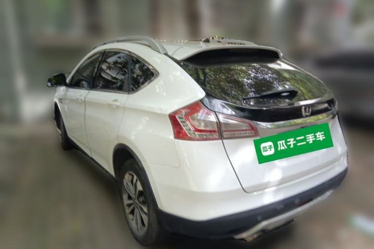 Used Luxgen U6 SUV 2015 1.8T Fashion Edition Rear Left 45 Deg