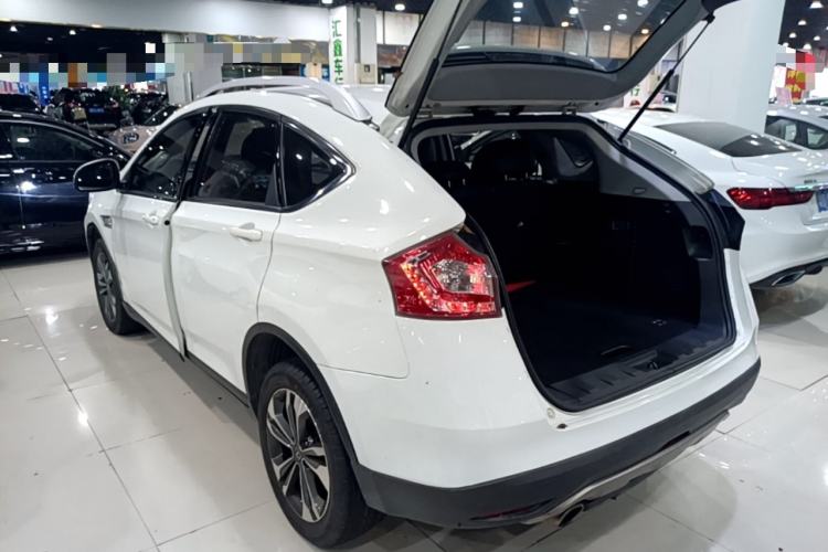 Used Luxgen U6 SUV 2015 1.8T Enhanced Charm Edition Rear Left 45 Deg