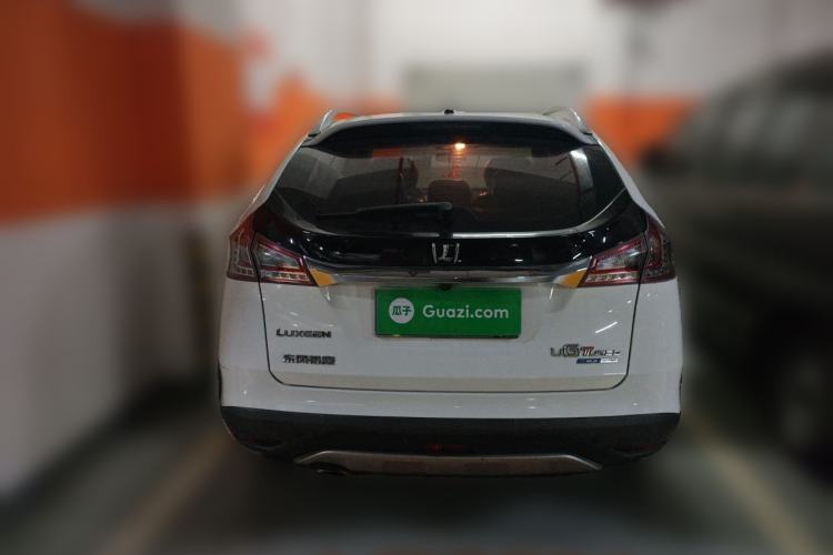 Used Luxgen U6 SUV 2015 1.8T ZhiZun Model Rear
