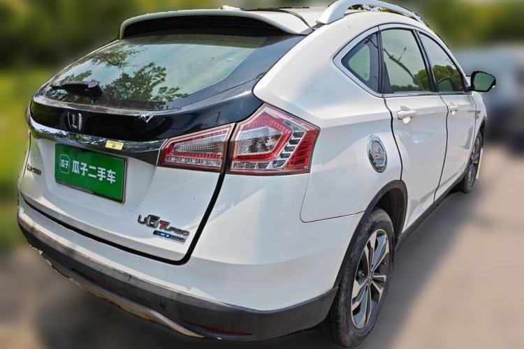 Used Luxgen U6 SUV 2015 1.8T Fashion Edition Rear Right 45 Deg
