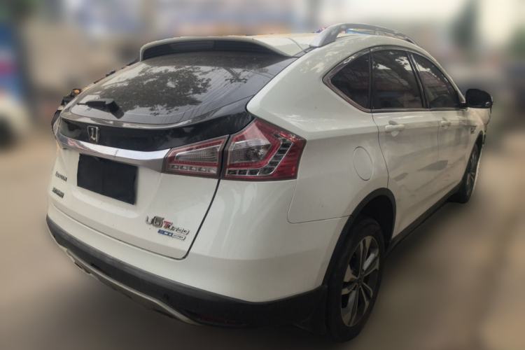 Used Luxgen U6 SUV 2015 1.8T Fashion Edition Rear Right 45 Deg