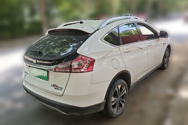 Used Luxgen U6 SUV 2015 1.8T Fashion Edition Rear Right 45 Deg