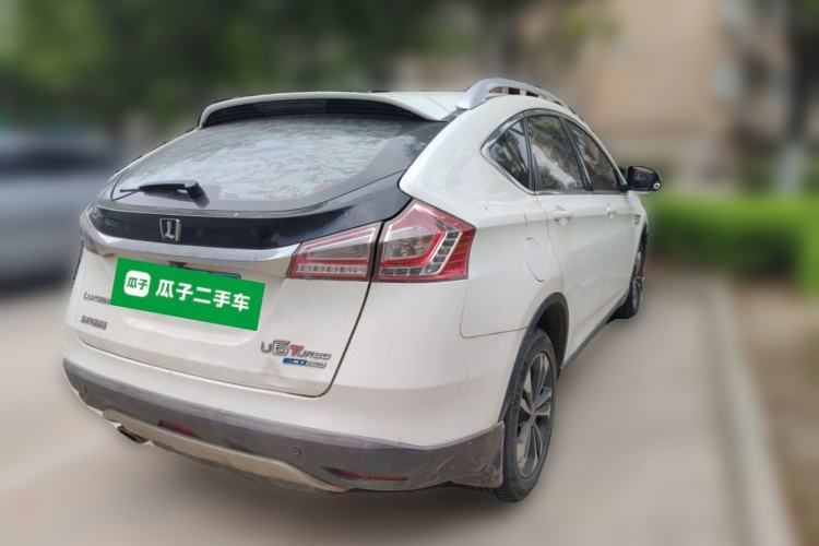 Used Luxgen U6 SUV 2015 1.8T Fashion Edition Rear Right 45 Deg
