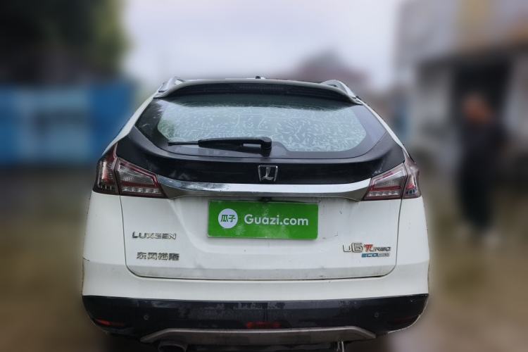 Used Luxgen U6 SUV 2015 1.8T ZhiZun Model Rear