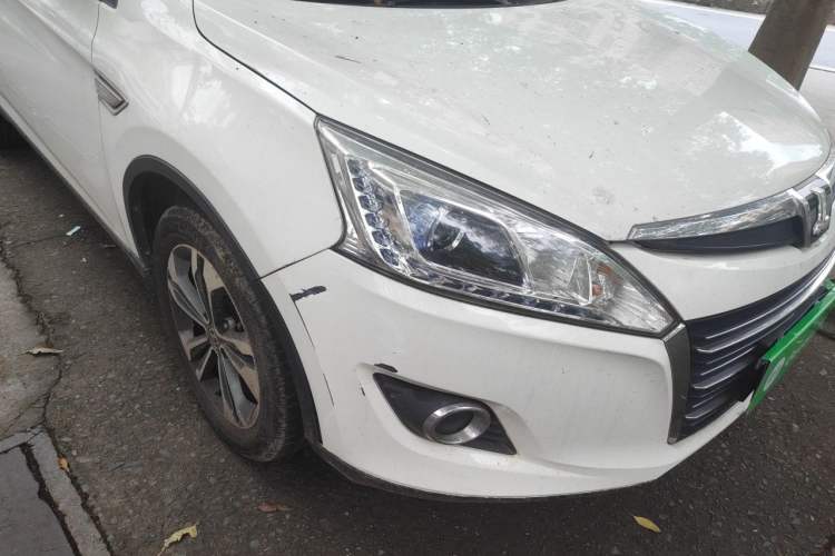 Used Luxgen U6 SUV 2015 1.8T Fashion Edition Right Front Headlight