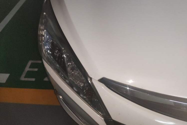 Used Luxgen U6 SUV 2015 1.8T Fashion Edition Right Front Headlight