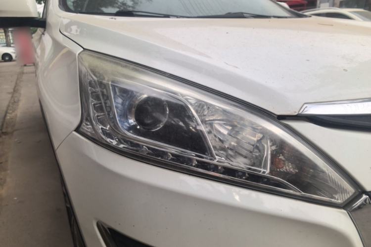Used Luxgen U6 SUV 2015 1.8T Fashion Edition Right Front Headlight