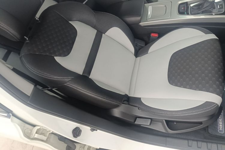 Used Luxgen U6 SUV 2015 1.8T Charm Model Right Front Seat