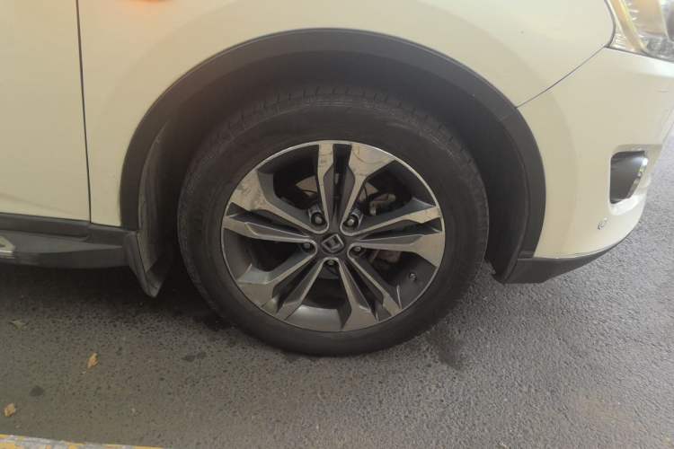 Used Luxgen U6 SUV 2015 1.8T ZhiZun Model Right Front Wheel Hub