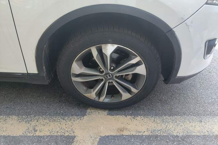 Used Luxgen U6 SUV 2015 1.8T Fashion Edition Right Front Wheel Hub