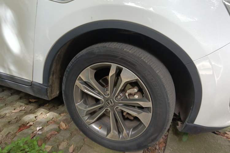 Used Luxgen U6 SUV 2015 1.8T Fashion Edition Right Front Wheel Hub