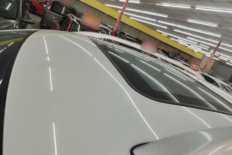 Used Luxgen U6 SUV 2015 1.8T ZhiZun Model Roof