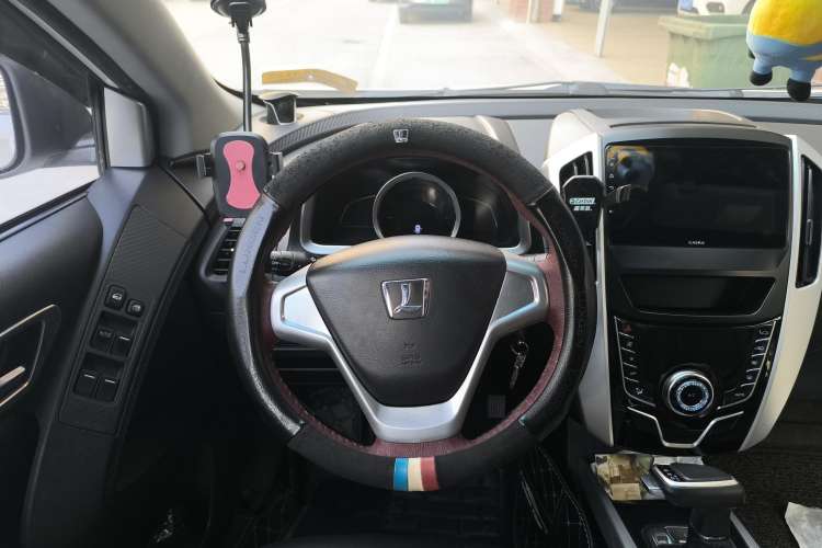 Used Luxgen U6 SUV 2015 1.8T New Innovation Upgrade Steering Wheel