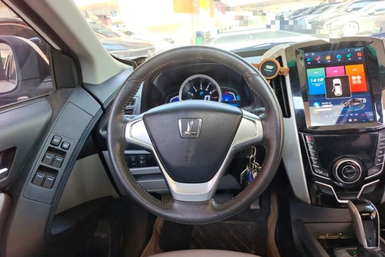 Used Luxgen U6 SUV 2015 1.8T Fashion Edition Steering Wheel