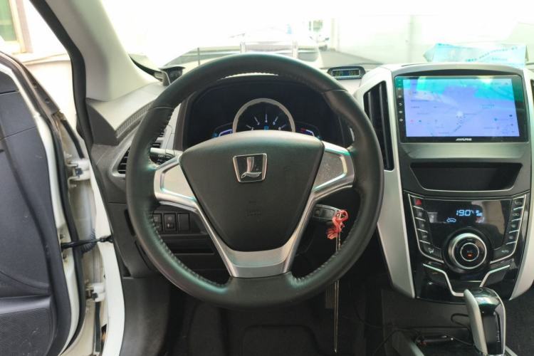 Used Luxgen U6 SUV 2015 1.8T Fashion Edition Steering Wheel