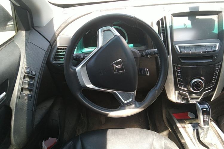 Used Luxgen U6 SUV 2015 1.8T Fashion Edition Steering Wheel