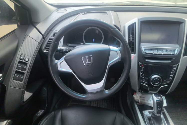 Used Luxgen U6 SUV 2015 1.8T Fashion Edition Steering Wheel