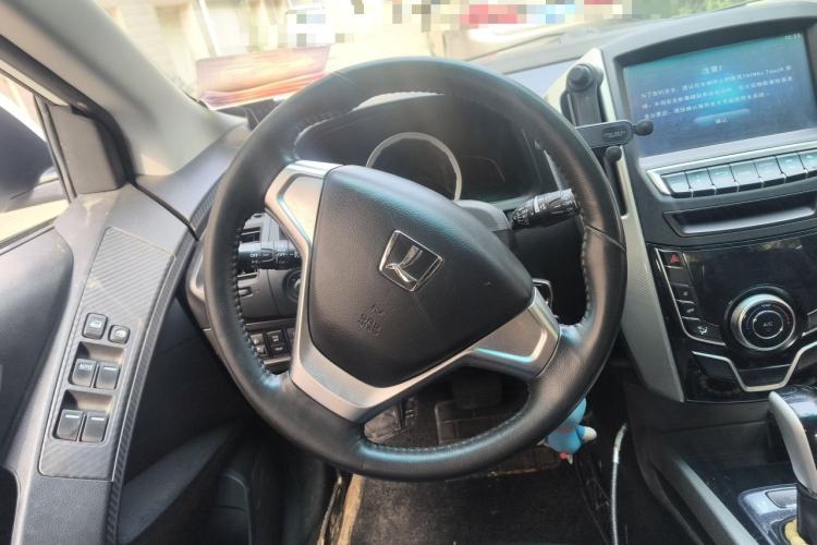 Used Luxgen U6 SUV 2015 1.8T Fashion Edition Steering Wheel