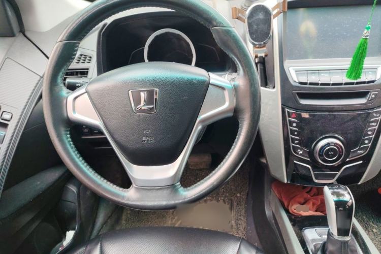 Used Luxgen U6 SUV 2015 1.8T Fashion Edition Steering Wheel