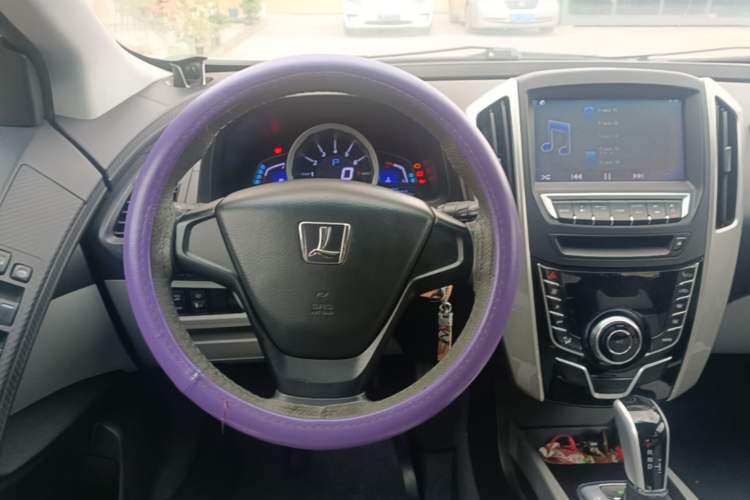 Used Luxgen U6 SUV 2015 1.8T Charm Model Steering Wheel