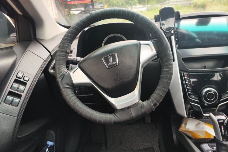 Used Luxgen U6 SUV 2015 1.8T Fashion Edition Steering Wheel