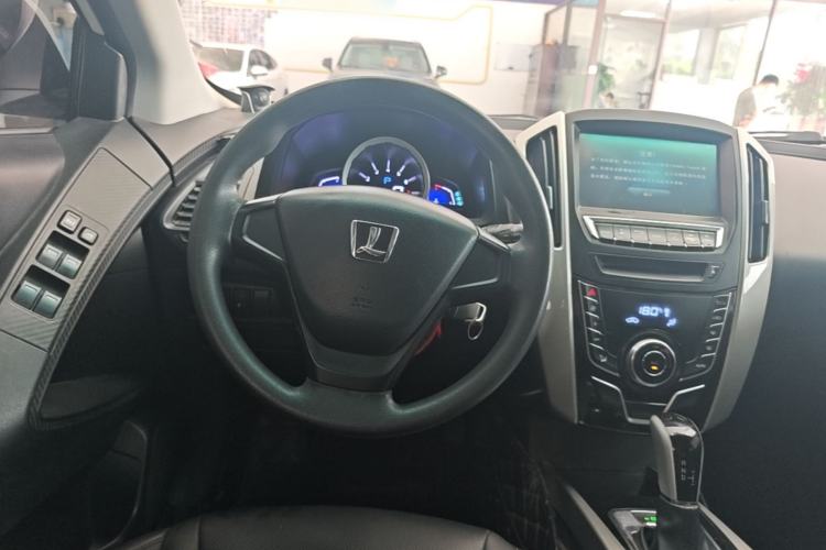 Used Luxgen U6 SUV 2015 1.8T New Innovation Upgrade Steering Wheel