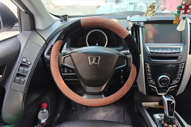 Used Luxgen U6 SUV 2015 1.8T Enhanced Charm Edition Steering Wheel
