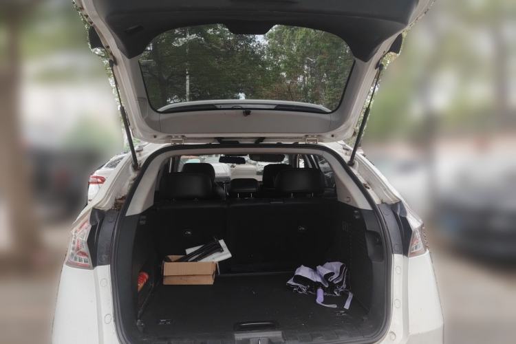 Used Luxgen U6 SUV 2015 1.8T Fashion Edition Trunk