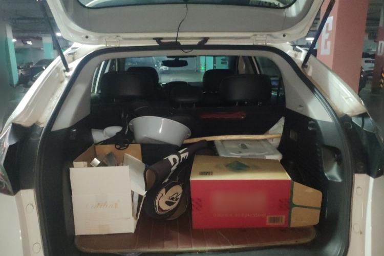 Used Luxgen U6 SUV 2015 1.8T Fashion Edition Trunk