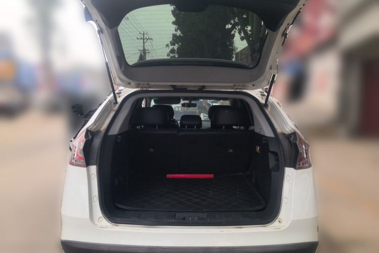 Used Luxgen U6 SUV 2015 1.8T Fashion Edition Trunk