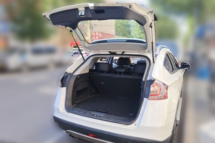 Used Luxgen U6 SUV 2015 1.8T Fashion Edition Trunk
