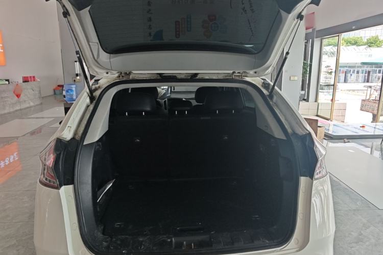 Used Luxgen U6 SUV 2015 1.8T New Innovation Upgrade Trunk