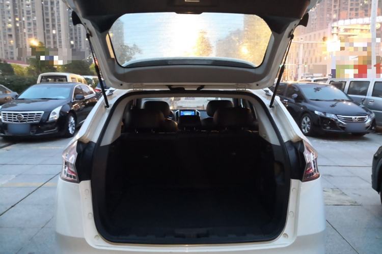Used Luxgen U6 SUV 2015 1.8T Fashion Edition Trunk