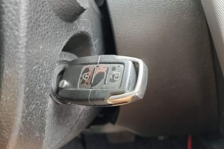 Used Luxgen U6 SUV 2015 1.8T Enhanced Charm Edition Vehicle Key
