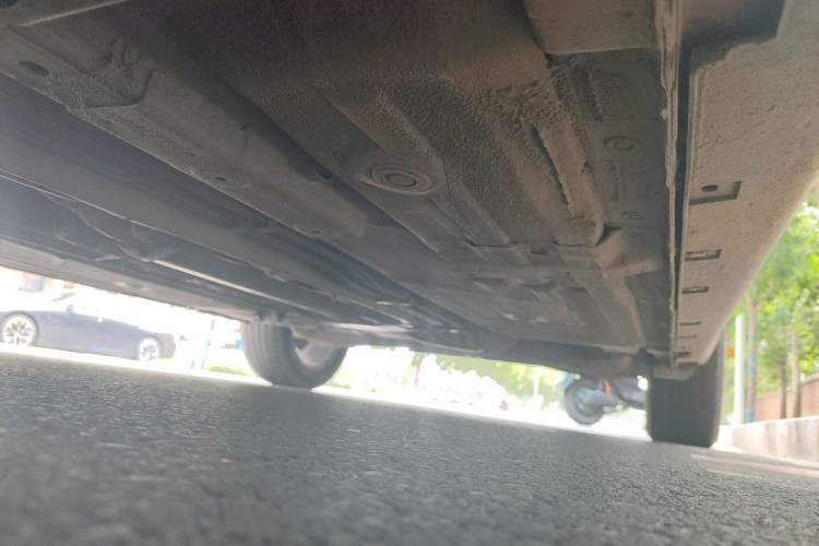 Used Luxgen U6 SUV 2015 1.8T ZhiZun Model Chassis Front Left