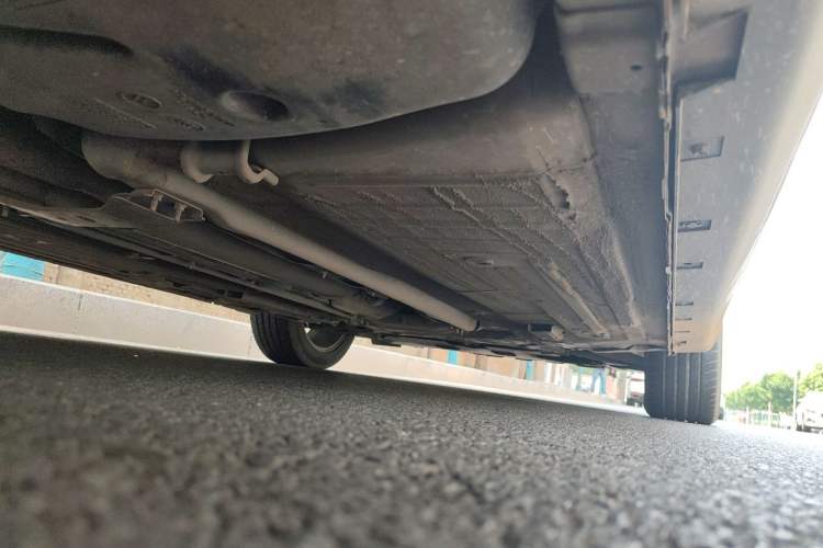 Used Luxgen U6 SUV 2015 1.8T ZhiZun Model Chassis Rear Right