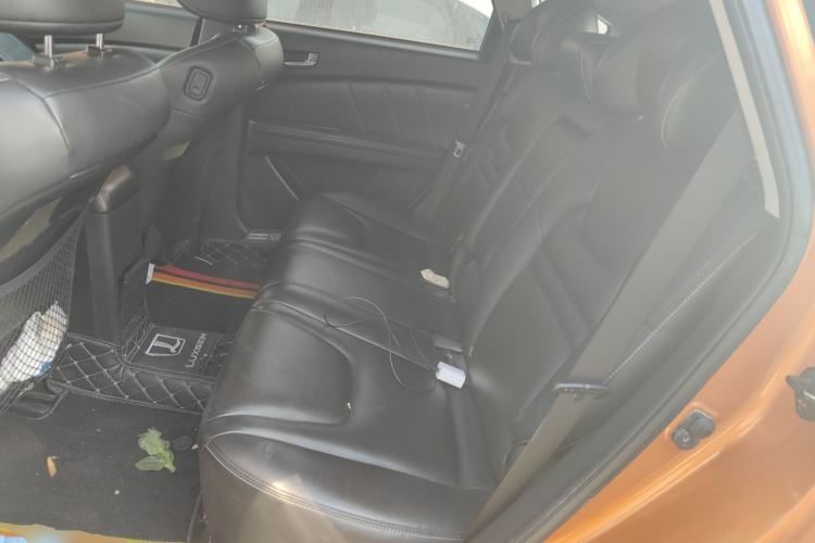 Used Luxgen U6 SUV 2015 1.8T New Creation Type Left Rear Seat