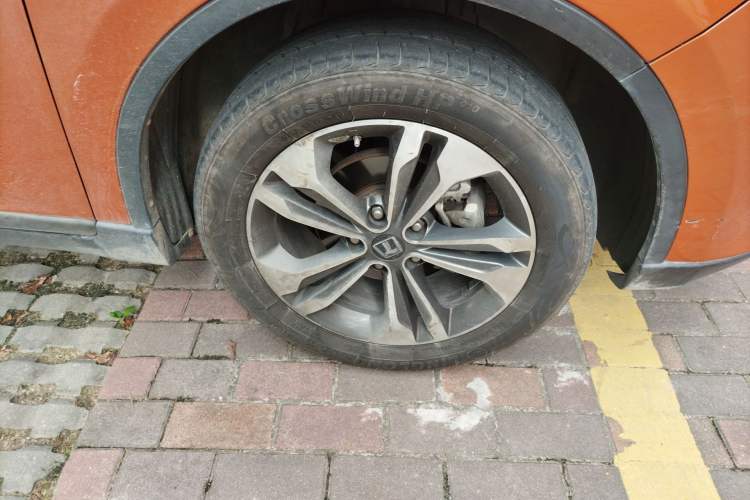 Used Luxgen U6 SUV 2015 1.8T Fashion Edition Right Front Wheel Hub