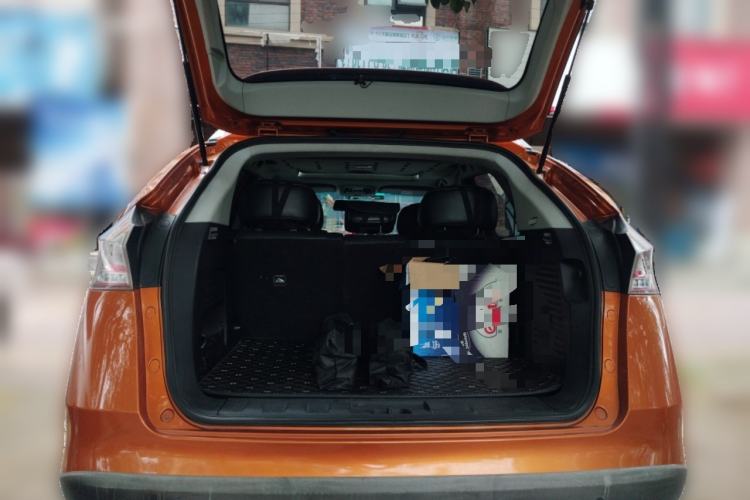 Used Luxgen U6 SUV 2015 1.8T Fashion Edition Trunk